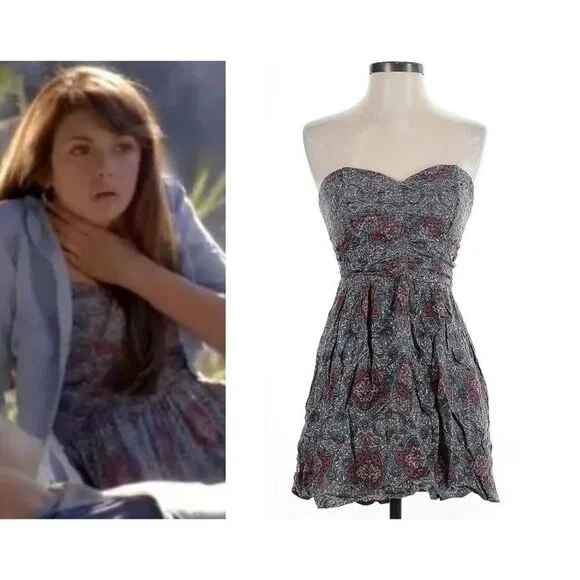 THE VAMPIRE DIARIES ELENA GILBERT EUC RARE - Picture 1 of 3